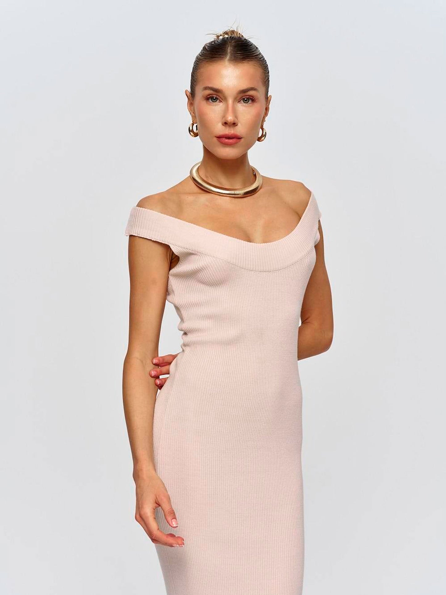 indira-knitted-maxi-dress-2