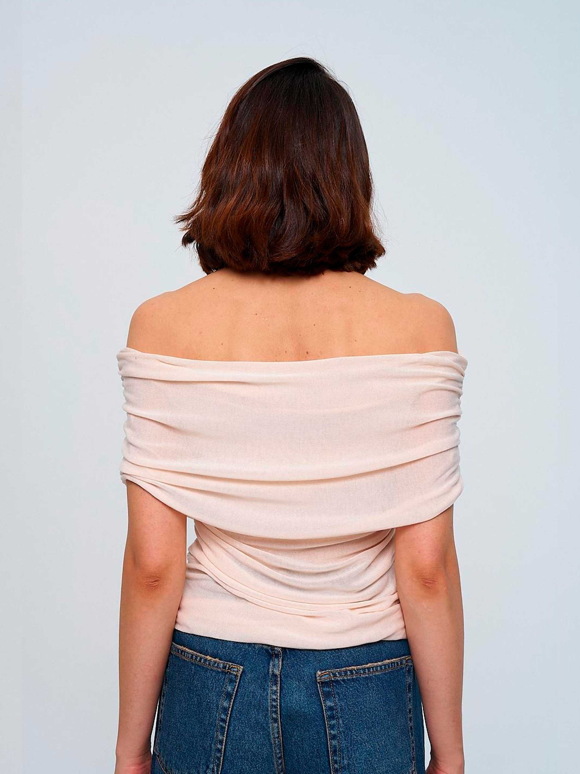Attina-Top-Off-shoulder-white-1
