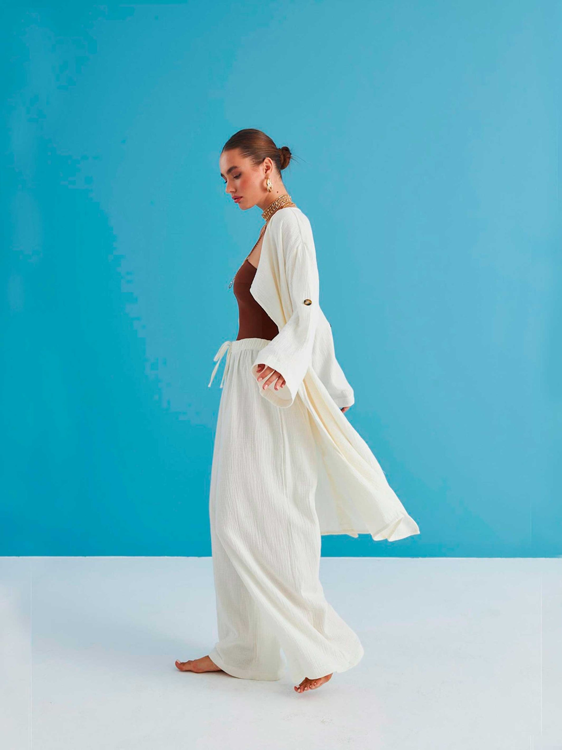 Mala-Oversized-Kimono-white-4